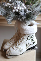 Mroźne Łyżwy, świąteczny stroik w łyżwach