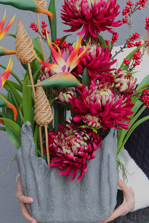 Volcan Merigold, kompozycja nagrobna ze strelicją