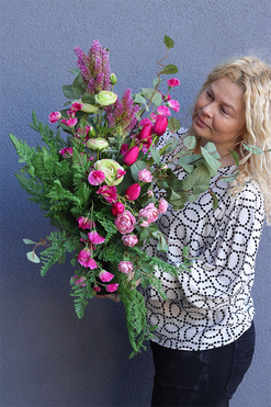 Resulla, bukiet nagrobny we wkładzie do wazonu, dł.60cm 