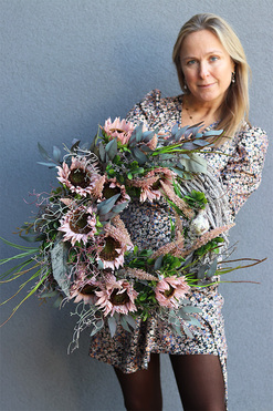 wieniec nagrobny Słoneczniki Velio 2, śr.40cm