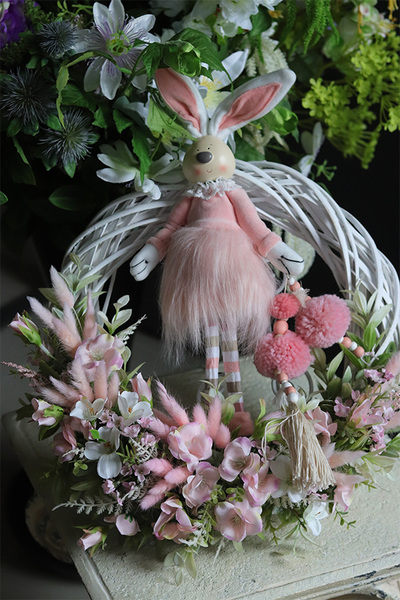 Sweet Spring, wielkanocny wianek dekoracyjny z zajączkiem