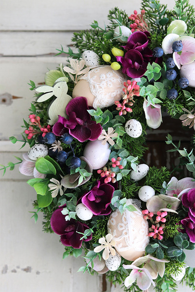 Gerista 3, wielkanocny wianek z koronkowymi jajkami