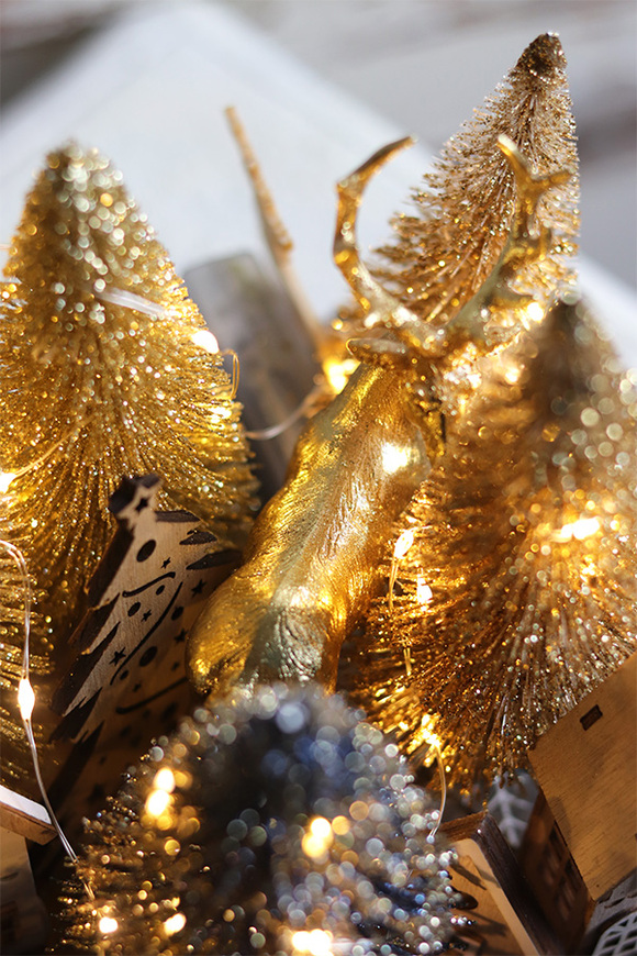 Golden Village Wood, świąteczna drewniana scenka zimowa LED