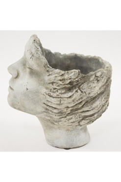 cementowa osłonka / donica, Kobieta L, wym.24x17x21.5cm