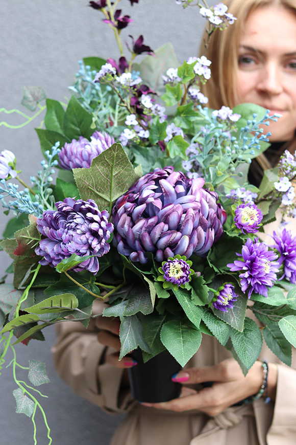 Purple Dreams, bukiet nagrobny we wkładzie