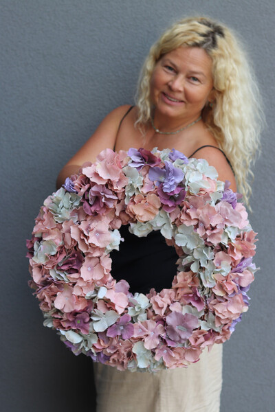 Hydrangea romance, jesienny wianek z hortensjami	