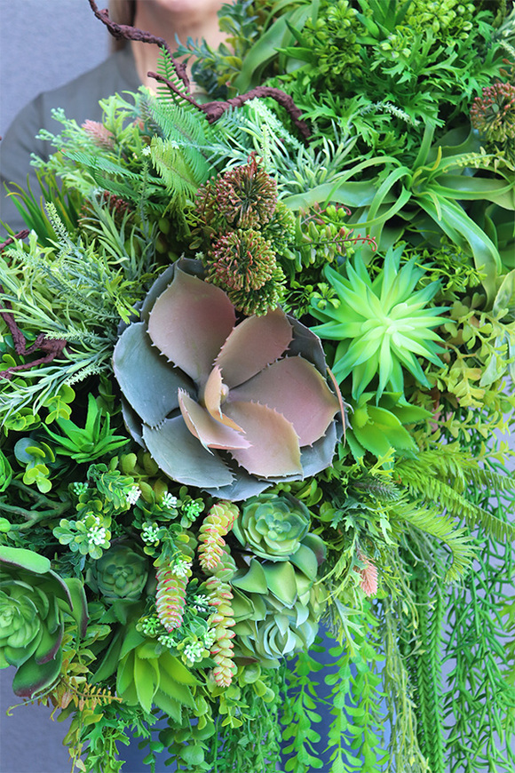 Dalila 4, kompozycja sukulenty do twojej donicy, wym.44x85x35cm