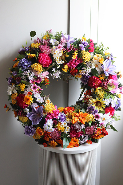 Kolorone, wiosenny wianek na drzwi