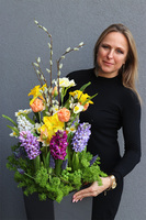 Flisatti, wiosenna kompozycja z hiacyntów i żonkili, wys.130cm 