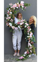 Lenitana Pink, dekoracyjna girlanda kwiatowa