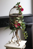 Klatka My Garden, dekoracja w klatce z kwiatami