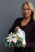 Biały Anioł Silver, dekoracja nagrobna z betonowym aniołem