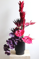 Yorker, kompozycja kwiatowa z bromelia i proteą