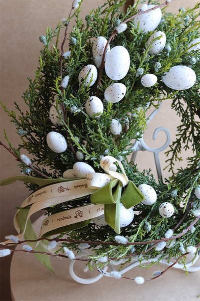 Kreolita, wielkanocny wianek na drzwi