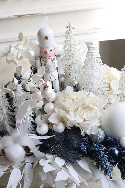 Kraina Lodu Blue, świąteczny stroik z dziadkiem