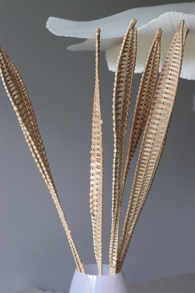 Sunday B, słomiana dekoracja