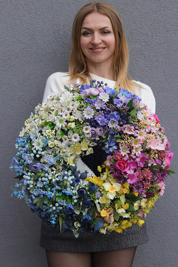 Tęczowa Łąka, kolorowy wianek dekoracyjny