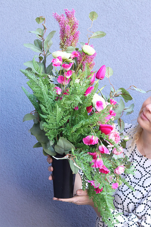 Resulla, bukiet nagrobny we wkładzie do wazonu