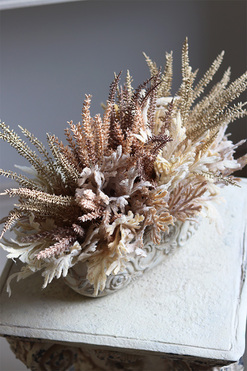 Wrzosy Beige, jesienna kompozycja kwiatowa w donicy, wym.26x42cm