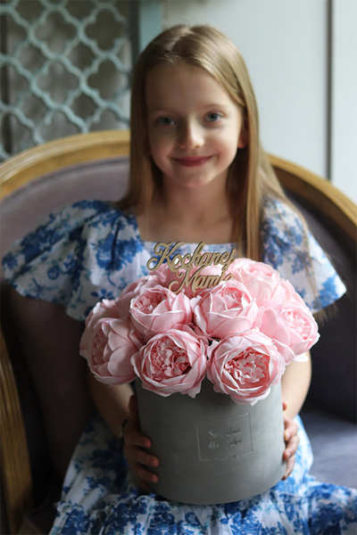 Mama Soap Opera Light Pink, flowerbox z mydlanymi kwiatami