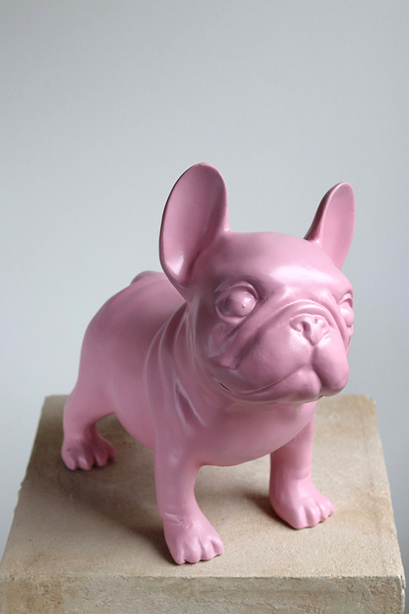 Dog in the Fog, figurka pies bulldog 