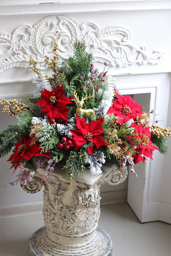 Angelo Floresa Red Winter, drewniany lampion nagrobny