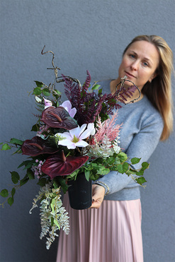 Anturium 3, bukiet nagrobny we wkładzie, wys.58cm