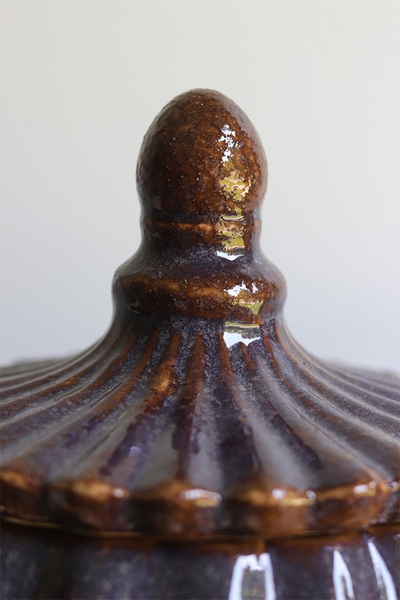 Galia, amfora pojemnik z pokrywką