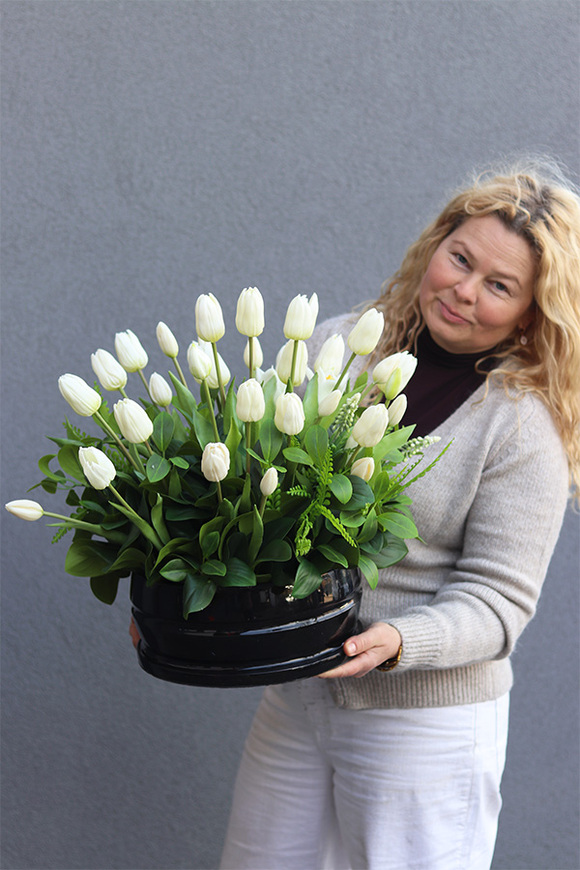 Deluxe Amsterdam, dekoracja nagrobna z tulipanami