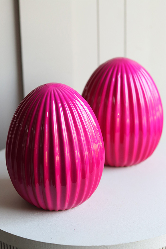 Pink Egg, jajko wielkanocne figurka