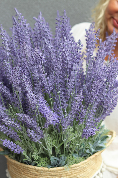 Lawendowe Pole, kompozycja z wrzośców w koszu