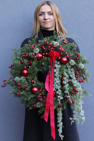 Magia Świąt, zimowy wianek z dzwonkami