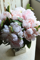 kompozycja z peoniami w pucharze, Pucharro Pink, wym.40x33cm 