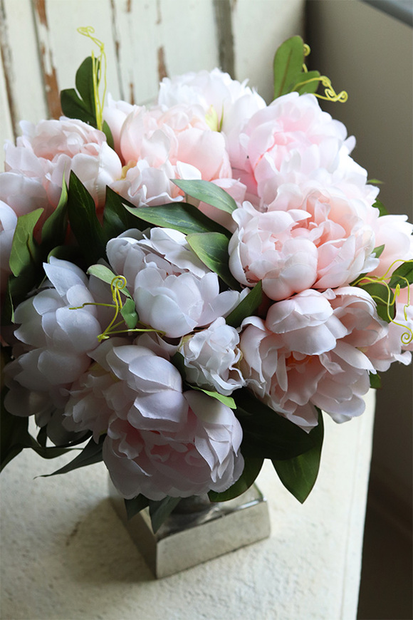 kompozycja z peoniami w pucharze, Pucharro Pink, wym.40x33cm 