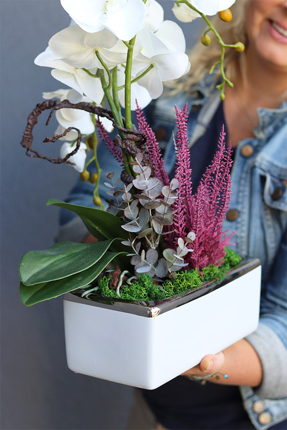 Banerra White Deluxe, sztuczny storczyk z wrzosami