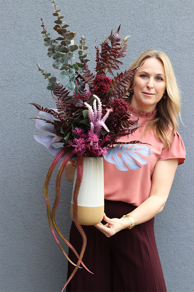 Senalia Blumelia, dekoracyjny bukiet w wazonie