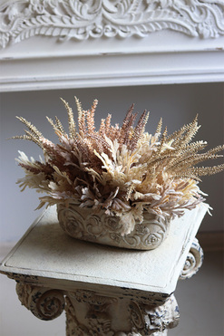 Wrzosy Beige, jesienna kompozycja kwiatowa w donicy, wym.26x42cm