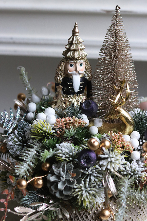 Christmas Eve, świąteczny stroik z dziadkiem w misie