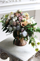 Piortcovia, kompozycja kwiatowa w pucharze