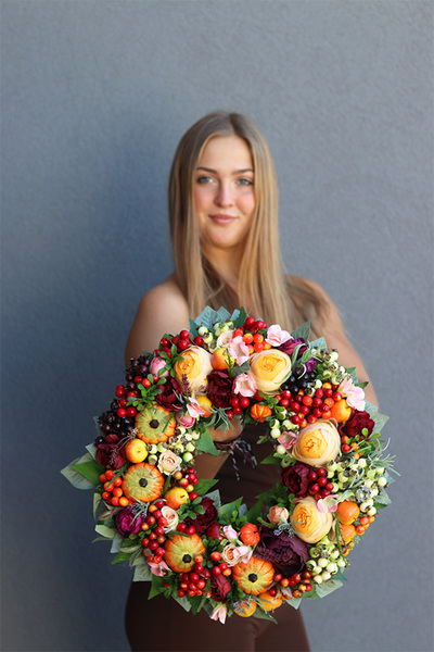 Orangina Symetria, jesienny wianek z dyniami