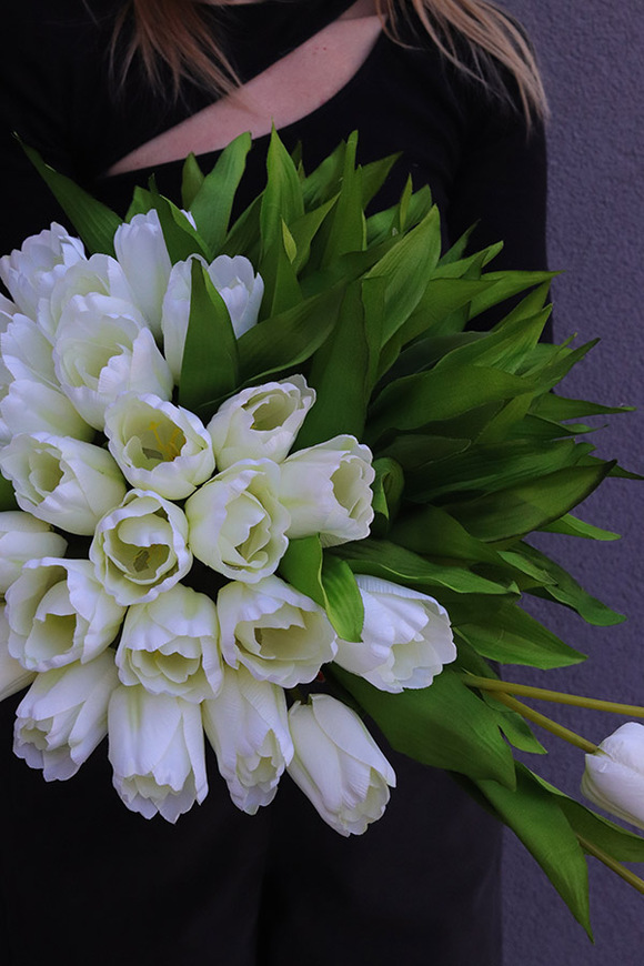 Serce Tulippo 2, dekoracja nagrobna w misie