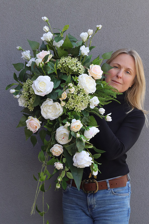 Weiss 2, dekoracja nagrobna w misie