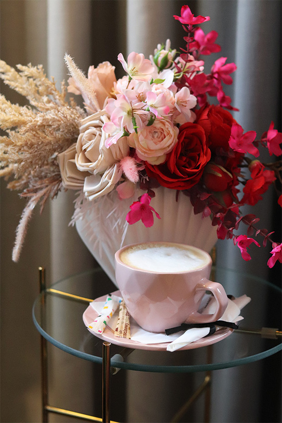  La Guel Prime, bogata girlanda kwiatowa