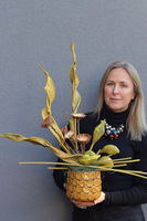 Dijon, żółta kompozycja kwiatowa z suszem