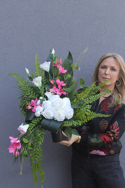 Kalipso Lemana, bukiet nagrobny we wkładzie, dł.65cm