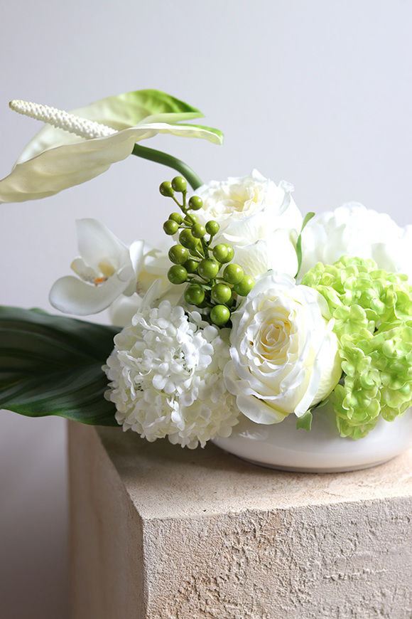 Wedding Day, kompozycja kwiatowa w misie	