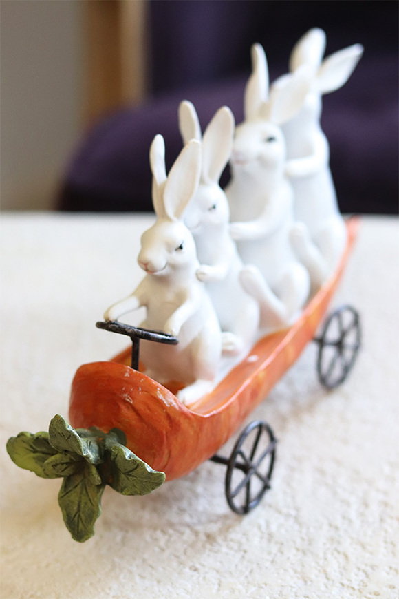 ceramiczna figurka marchew, Śpieszymy na Wielkanoc!, wym.15x24.5x7cm